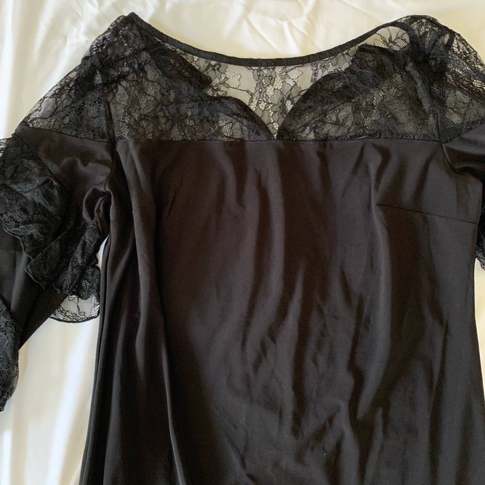 Dress - Picture 2 of 5